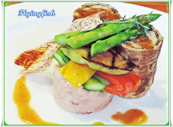 咖啡糖義式廚房：✜  給料不手軟、以客為尊滴悠哉空間－宜蘭「咖啡糖義式廚房Brown Taffy」 (◕‿◕)♥