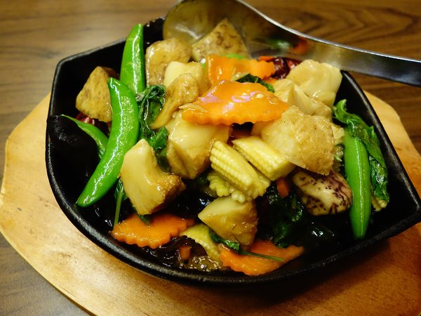 毫光  回田蔬苑：毫光-回田蔬苑+素食+士林區+精緻+高檔+蔬食+清淡