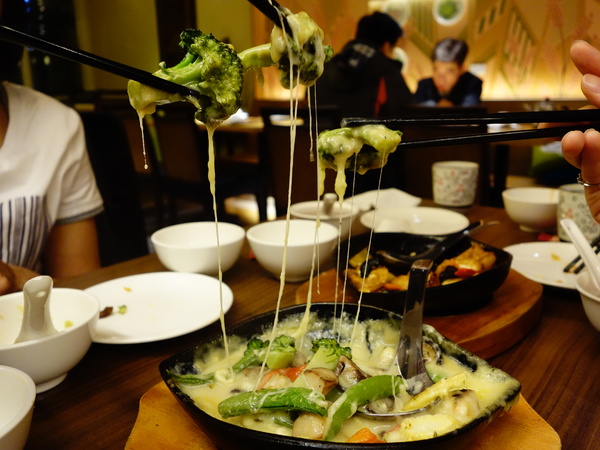 毫光  回田蔬苑：毫光-回田蔬苑+素食+士林區+精緻+高檔+蔬食+清淡