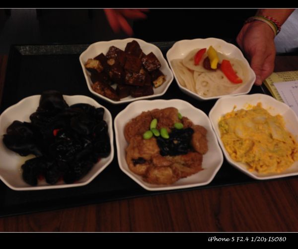 毫光  回田蔬苑：【券】毫光-回田蔬苑 ：養生蔬食精緻中式料理，３至５人免費體驗！