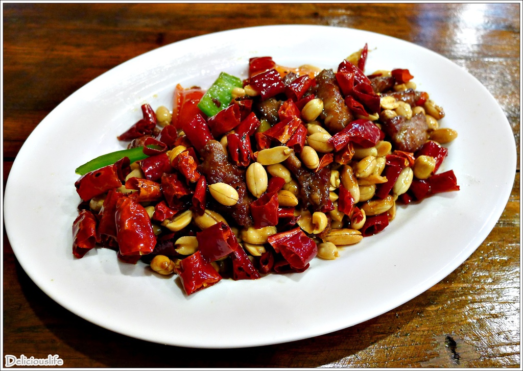 宮保骰子牛200-1