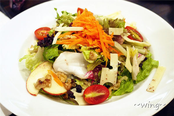 PAUL保羅麵包沙龍(信義店):來場法式風情饗宴吧!『 PAUL 精選晚餐雙人套餐』體驗