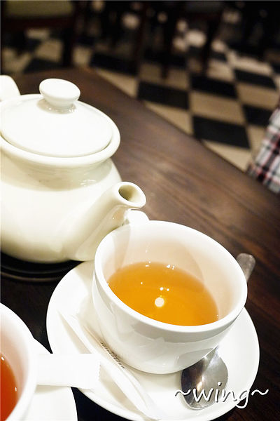 PAUL保羅麵包沙龍(信義店):來場法式風情饗宴吧!『 PAUL 精選晚餐雙人套餐』體驗