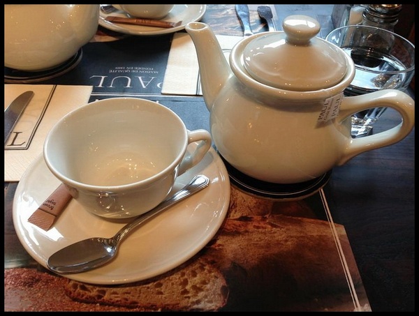 PAUL保羅麵包沙龍(信義店)：【信義店】PAUL保羅麵包沙龍－1001YA千層派！！！