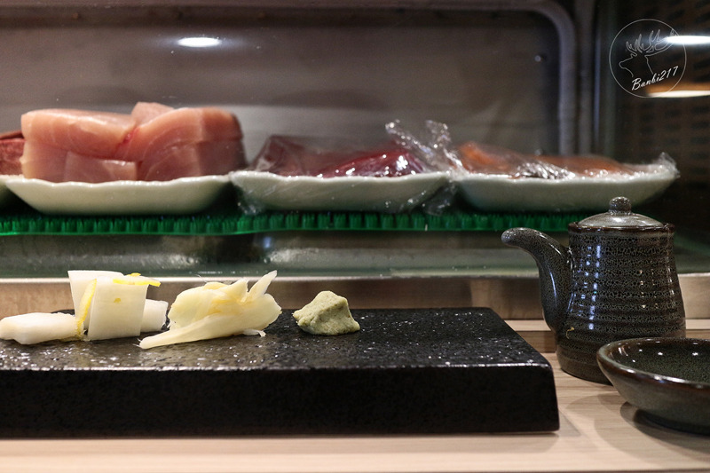 Banbi217 美食旅遊: 錵鑶日本料理(永和Hana壽司三店),握壽司、壽司丼飯、無菜單料理、燒烤