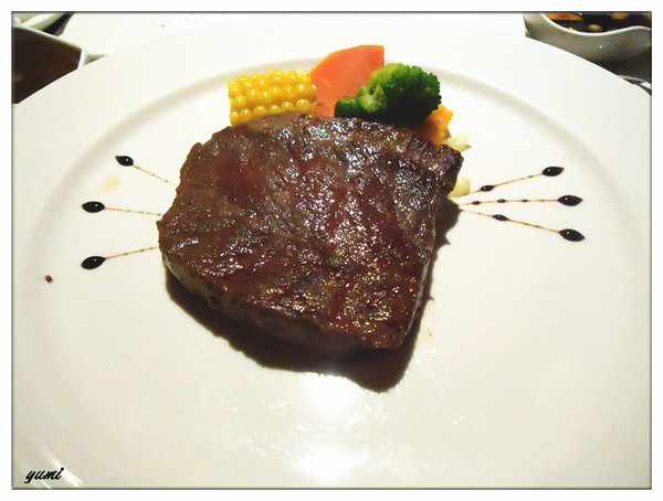 Big mama：【台中食記】祝大家擒人劫都很快樂♥♥奢華的饗宴@金典酒店Big mama牛排料理創意廚坊