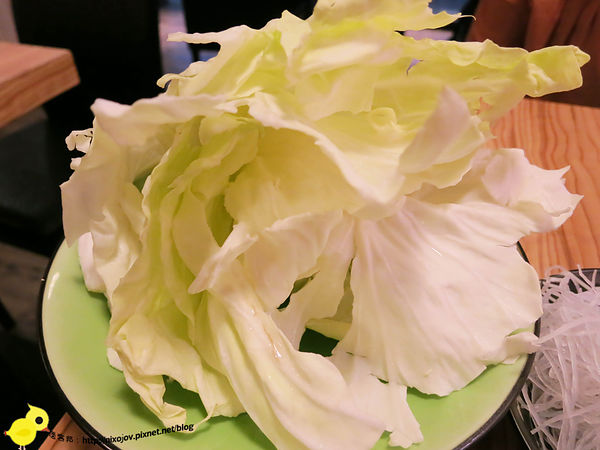 【台北】四川紅頂級乾鍋料理-正統四川煲鍋-雞腿排骨煲鍋