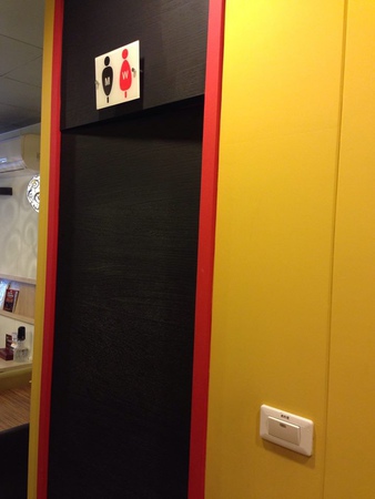 11258648_1078917115456763_278292586_n