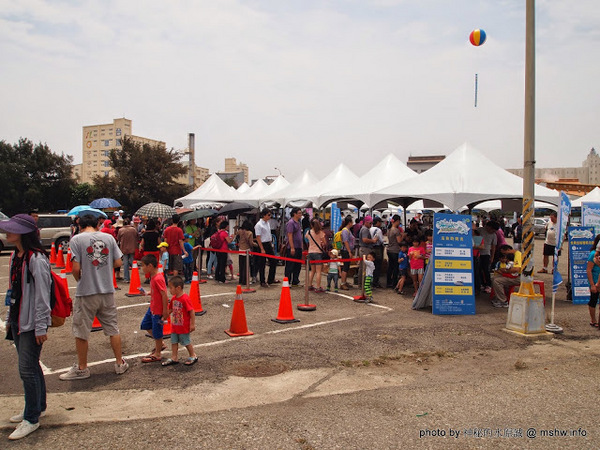 宏興海上觀光船：【景點】台中宏興海上觀光船@清水梧棲觀光漁港美人漁碼頭 : 水面沒有你想像中的平靜…體驗一下不同的刺激與愉悅感!
