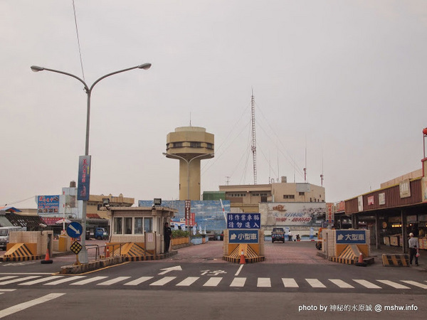 宏興海上觀光船：【景點】台中宏興海上觀光船@清水梧棲觀光漁港美人漁碼頭 : 水面沒有你想像中的平靜…體驗一下不同的刺激與愉悅感!