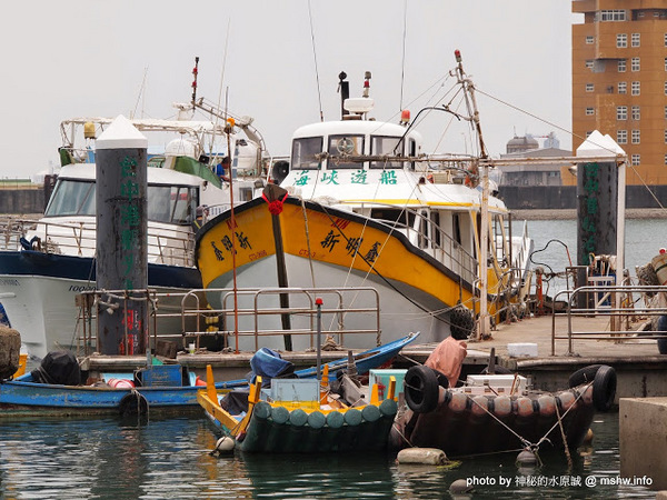 宏興海上觀光船：【景點】台中宏興海上觀光船@清水梧棲觀光漁港美人漁碼頭 : 水面沒有你想像中的平靜…體驗一下不同的刺激與愉悅感!
