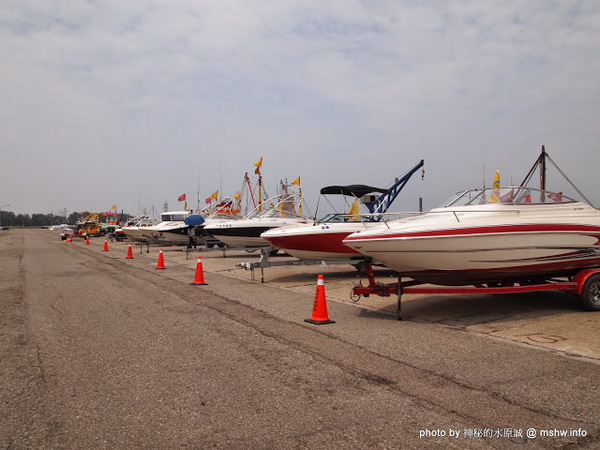 宏興海上觀光船：【景點】台中宏興海上觀光船@清水梧棲觀光漁港美人漁碼頭 : 水面沒有你想像中的平靜…體驗一下不同的刺激與愉悅感!