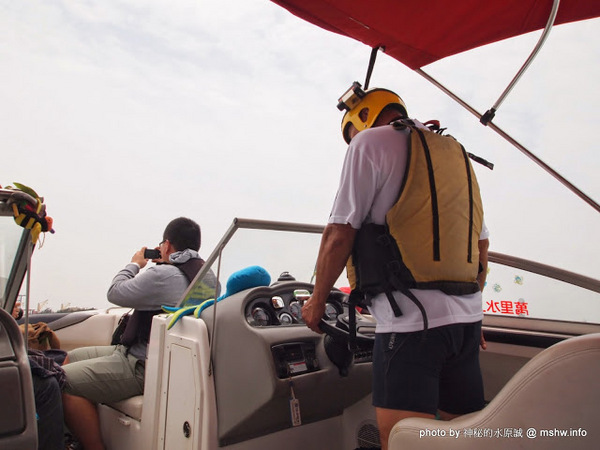 宏興海上觀光船：【景點】台中宏興海上觀光船@清水梧棲觀光漁港美人漁碼頭 : 水面沒有你想像中的平靜…體驗一下不同的刺激與愉悅感!