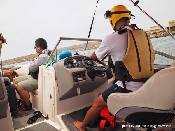 宏興海上觀光船：【景點】台中宏興海上觀光船@清水梧棲觀光漁港美人漁碼頭 : 水面沒有你想像中的平靜…體驗一下不同的刺激與愉悅感!