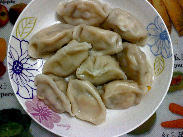 喬園手工大水餃：手工水餃嚐鮮趣～ 喬園手工大水餃-『創意新奇手工水餃』宅配免費體驗 ！