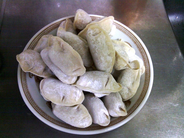 喬園手工大水餃：手工水餃嚐鮮趣～ 喬園手工大水餃-『創意新奇手工水餃』宅配免費體驗 ！