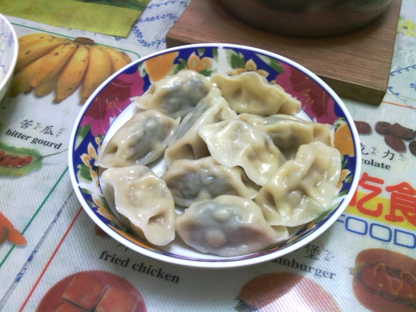 喬園手工大水餃：手工水餃嚐鮮趣～ 喬園手工大水餃-『創意新奇手工水餃』宅配免費體驗 ！