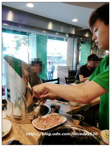 旺角迷你石頭火鍋(中華店):萬華區美食|旺角迷你石頭火鍋(中華店)~梅花豬肉鮮嫩可口