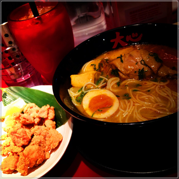 瓦城大心新泰式麵食館:【♥美食】瓦城新品牌大大滿足大大開心-大心新泰式麵食 Very Thai Noodles