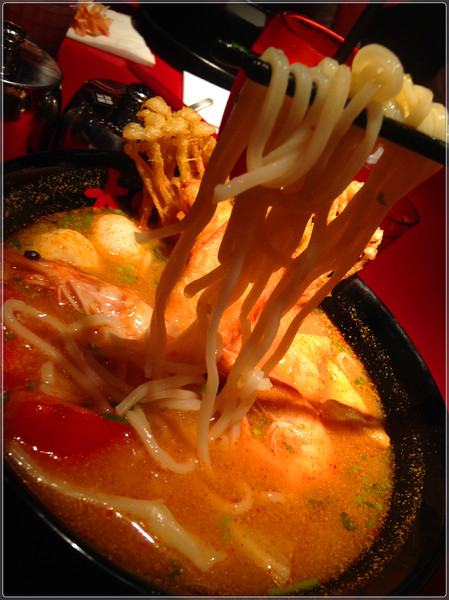 瓦城大心新泰式麵食館:【♥美食】瓦城新品牌大大滿足大大開心-大心新泰式麵食 Very Thai Noodles