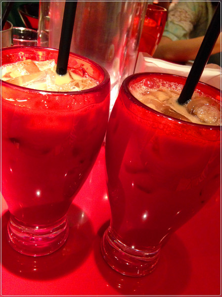 瓦城大心新泰式麵食館:【♥美食】瓦城新品牌大大滿足大大開心-大心新泰式麵食 Very Thai Noodles