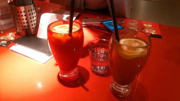 大心泰式奶茶及鳳梨晶釀