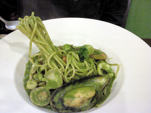 艾莉斯的家：Iris's艾莉斯的家-三民區大豐二路536號