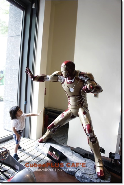 Cubeeplus咖啡:台北內湖。復仇者聯盟人物一次到位【cubeePLUS CAFE】