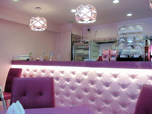 粉紅窩(文山店):粉紅窩咖啡屋-鳳山區文濱路71號