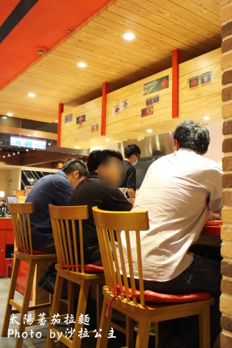 太陽蕃茄拉麵 (太陽のトマト麺 )(誠品信義店)：太陽蕃茄拉麵(誠品信義店)加麵不加價