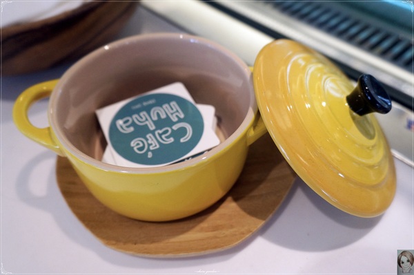 CafeHuHa! 呼哈咖啡：台北 天母 呼哈咖啡~夢幻馬車悠閒度日去