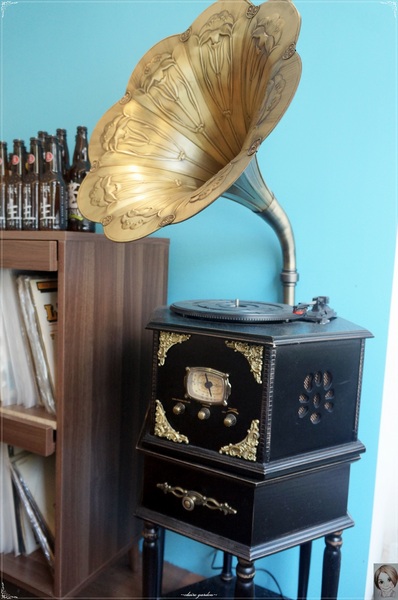 CafeHuHa! 呼哈咖啡：台北 天母 呼哈咖啡~夢幻馬車悠閒度日去