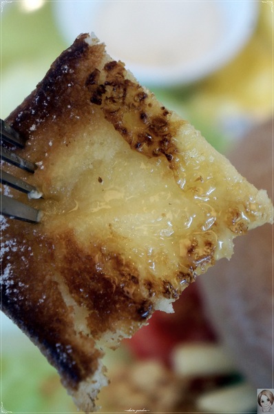 CafeHuHa! 呼哈咖啡：台北 天母 呼哈咖啡~夢幻馬車悠閒度日去