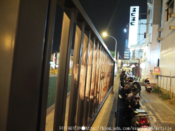 海安路藝術街:【旅行遊記。台南中西區】海安路裝置藝術街。錯誤沒落後的重塑 城市與藝術蹦出新的火花