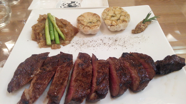 Secret 21 乾式熟成牛排：口碑21_我們在 『Secret21-乾式熟成牛排』 慶生~很美好的一晚