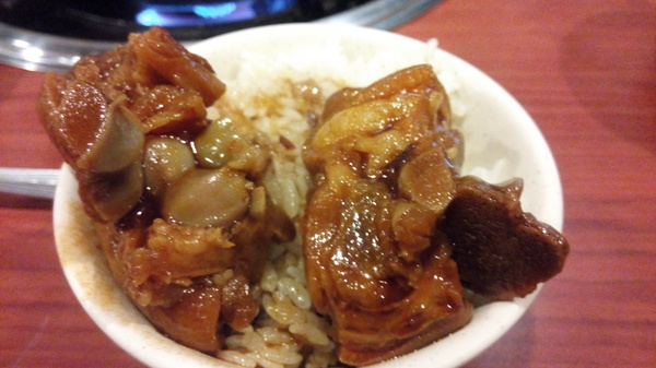 一品羊肉吃到飽：一品羊肉爐~329元吃到飽耶~肉食動物歡迎光臨