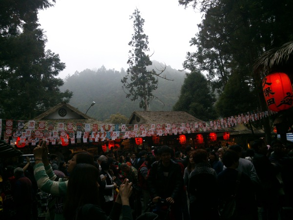 溪頭妖怪村:完整主題、日本味的