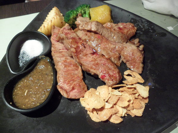 陶板屋和風創作料理(彰化東民店):【彰化市區.美食 】陶板屋和風創作料理