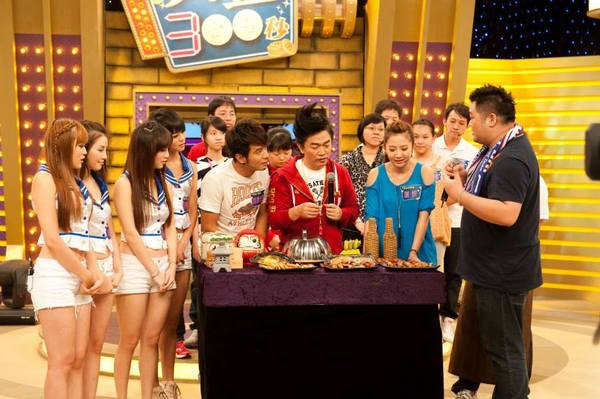 九日味噌燒肉丼專門店：九日味噌燒肉丼專門店❤牛排丼飯、烤餅抓住我的胃了~103.05.28