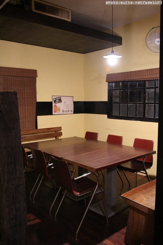 九日味噌燒肉丼專門店：九日味噌燒肉丼專門店❤牛排丼飯、烤餅抓住我的胃了~103.05.28