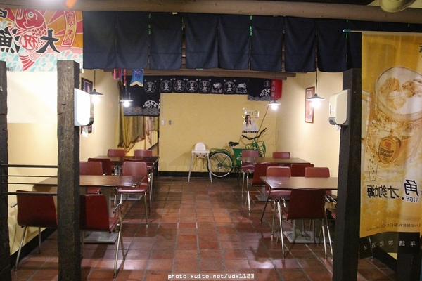 九日味噌燒肉丼專門店：九日味噌燒肉丼專門店❤牛排丼飯、烤餅抓住我的胃了~103.05.28