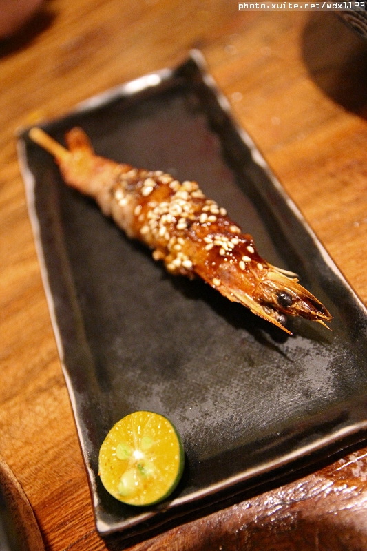 九日味噌燒肉丼專門店：九日味噌燒肉丼專門店❤牛排丼飯、烤餅抓住我的胃了~103.05.28