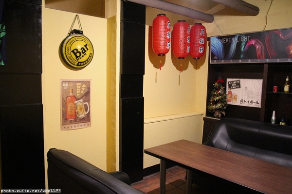 九日味噌燒肉丼專門店：九日味噌燒肉丼專門店❤牛排丼飯、烤餅抓住我的胃了~103.05.28