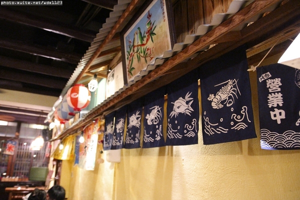 九日味噌燒肉丼專門店：九日味噌燒肉丼專門店❤牛排丼飯、烤餅抓住我的胃了~103.05.28