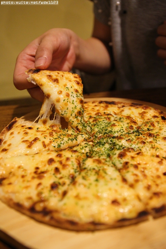 九日味噌燒肉丼專門店：九日味噌燒肉丼專門店❤牛排丼飯、烤餅抓住我的胃了~103.05.28