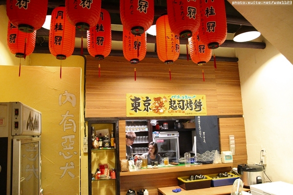 九日味噌燒肉丼專門店：九日味噌燒肉丼專門店❤牛排丼飯、烤餅抓住我的胃了~103.05.28