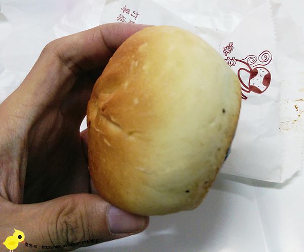 【新莊】缸爐碳烤燒餅舖-包肉的碳烤餐包?烤肉包