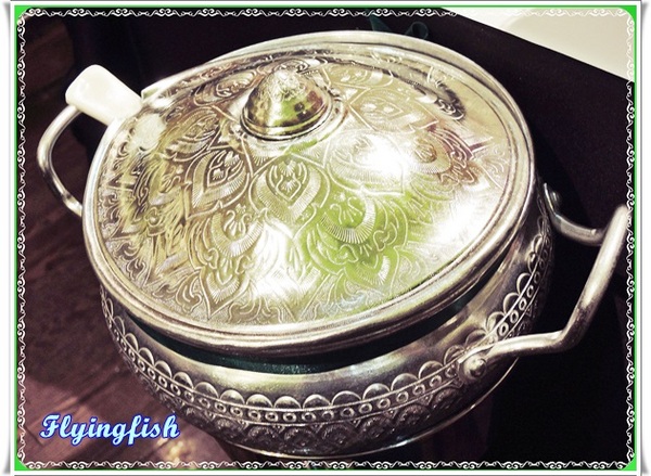 非常泰概念餐坊(太平洋SOGO天母店)：✜ 服務貼心、讓人賓至如歸滴泰式料理－「非常泰概念餐坊(太平洋SOGO天母店)」