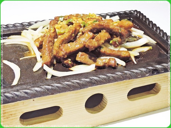 非常泰概念餐坊(太平洋SOGO天母店)：✜ 服務貼心、讓人賓至如歸滴泰式料理－「非常泰概念餐坊(太平洋SOGO天母店)」