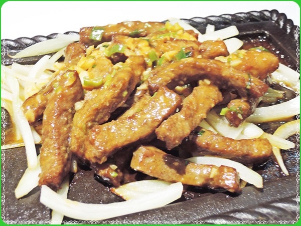 非常泰概念餐坊(太平洋SOGO天母店)：✜ 服務貼心、讓人賓至如歸滴泰式料理－「非常泰概念餐坊(太平洋SOGO天母店)」